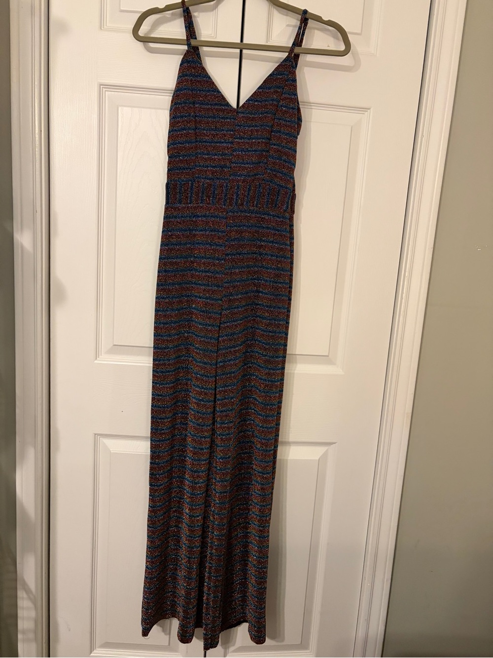 Gibson & Latimer Metallic Sparkle Sleeveless Jumpsuit Size Small